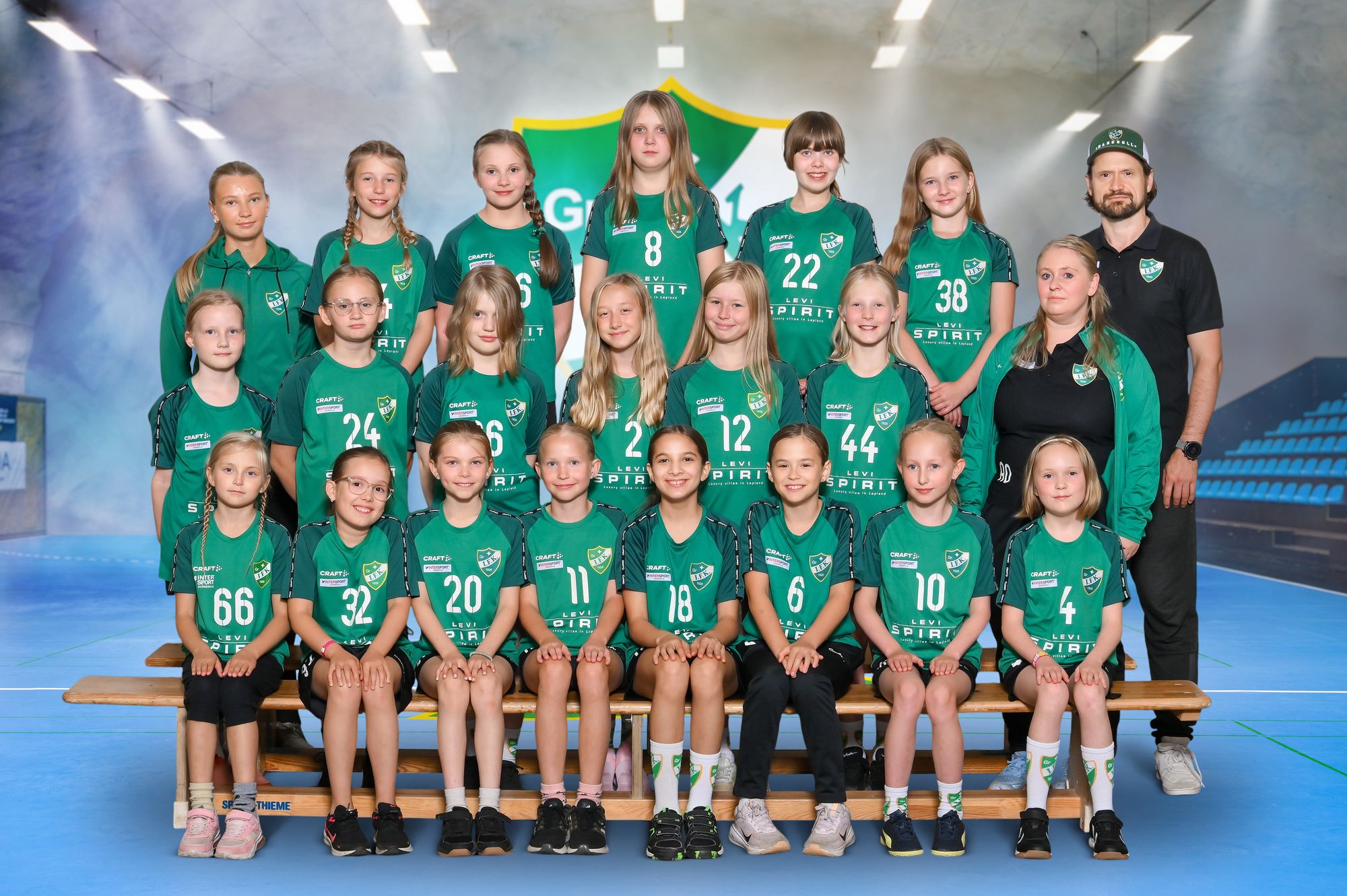 JT_000306_8__1_306_RS1Z0414_grifk-handboll_f16